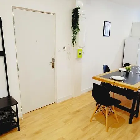 Апартаменты Le Wlerick 4 - Hyper Centre - Au Calme - Wifi Мон-де-Марсан